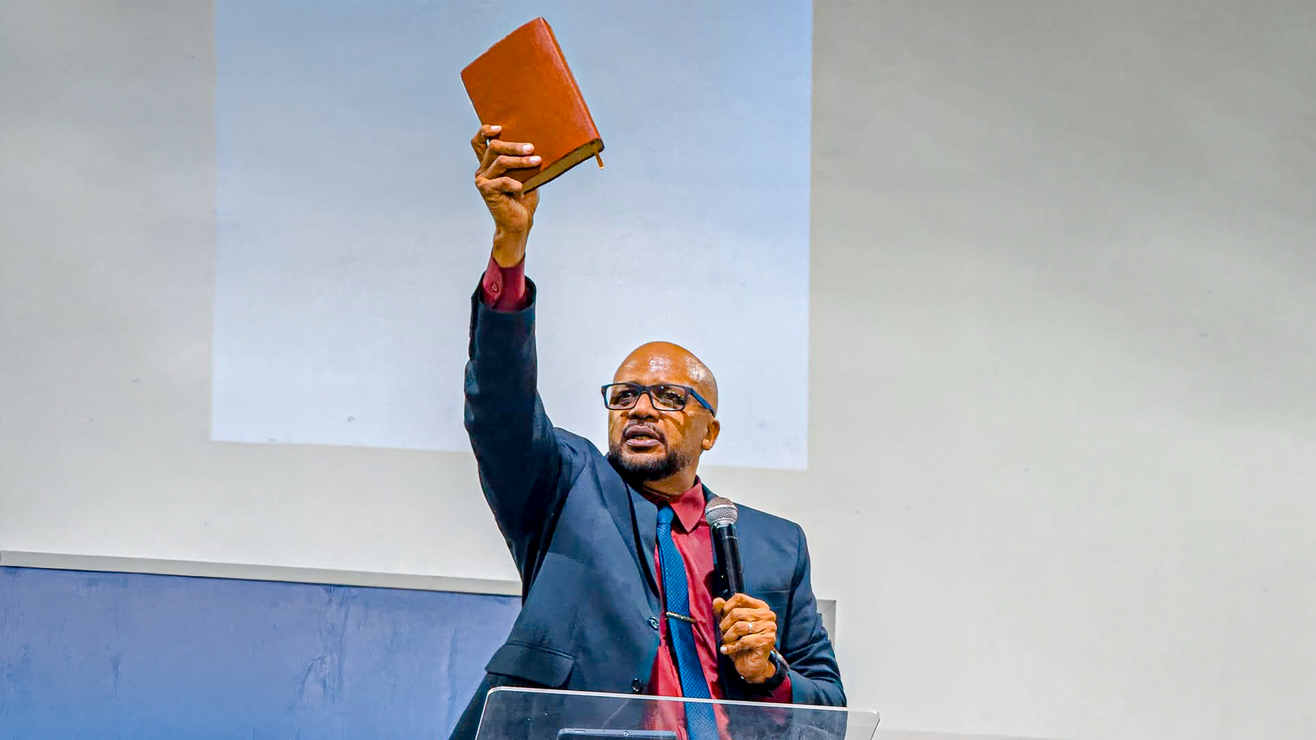 Como o estudo teológico pode ajudar no ministério pastoral?